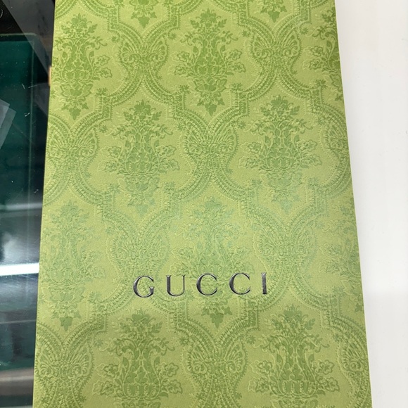 NWT Gucci Ladies Watch G-Frame Stripe - 100% Authentic w/ COA - Picture 10 of 11